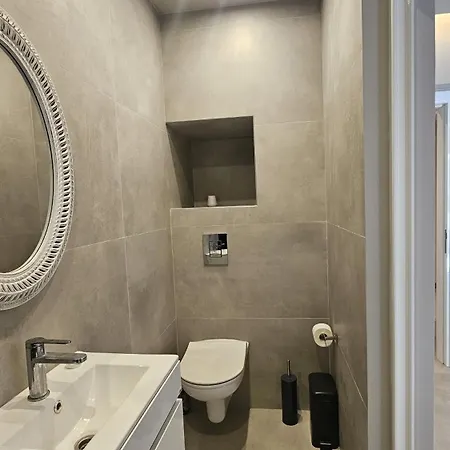 Executive Retreat Апартаменти Нікосія
