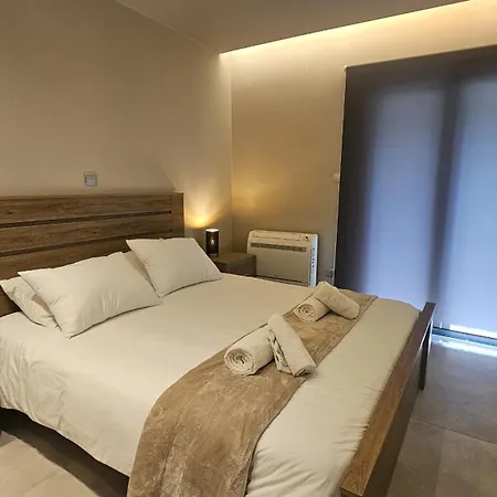 Апартаменти Executive Retreat
