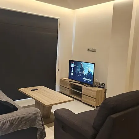 Апартаменти Executive Retreat *