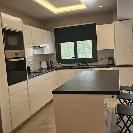 Executive Retreat Apartment *