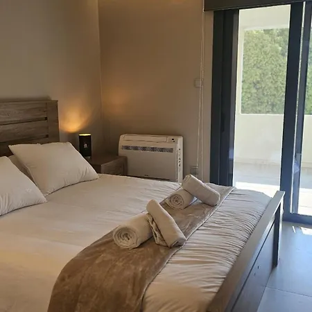 Executive Retreat Apartment *